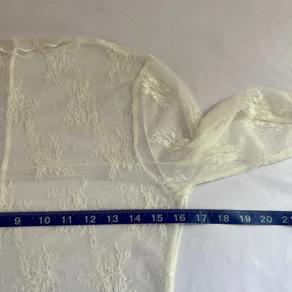 Women Cream Sheer Floral Lace Lux Layering Mock Neck Long Sleeve Top Size M